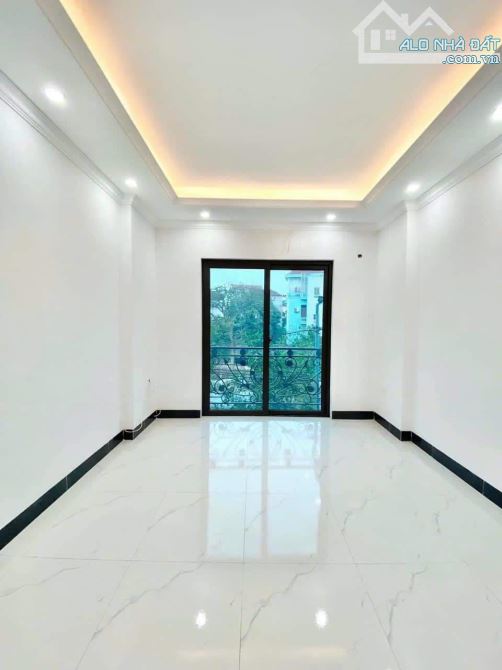 Bán nhà riêng Tân Lập, Đan Phượng. 5 tầng mặt ngõ Ôtô dừng đỗ. Cách 40m có bãi gửi xe 24/7 - 3