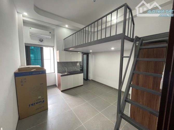 CCMN Đại Mỗ, Ô Tô Tránh, DT 83m, 22 Phòng, DT 90 triệu/Tháng. Giá 24.1 Tỷ. LH: Hoàng Trung - 3