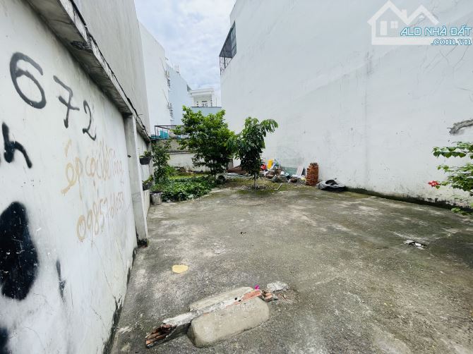 Lô Đất thổ cư đường HIỆP THÀNH 13, Quận 12 - Dt 100m2, ngang 5.6m, hẻm 5m ô tô vào nhà. - 3