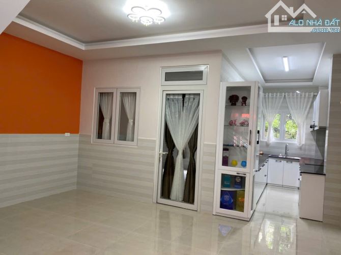 bán nhà 4 phòng trung tâm đà lạt 8,7 tỷ sổ riêng đất xây dựng đường ôtô - 3