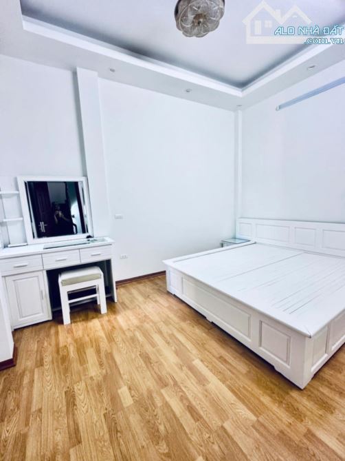 BÁN NHÀ KHƯƠNG ĐÌNH 5 TẦNG 5 PHÒNG MT 4.3M ĐẦY ĐỦ NỘI THẤT 7 TỶ - 3