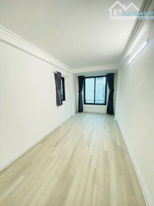 NHÀ ĐẸP NGỌC HỒI 62m2 x 5T - 8 PN FULL ĐỒ - VỪA Ở VỪA CHO THUÊ - 30m RA Ô TÔ - 9.4 TỶ - 4