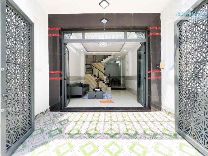 Bán nhà 3 tầng, 50m2, hẻm xe hơi, gần cầu phú xuân, thị trấn nhà bè, giá 5.8 tỷ - 4