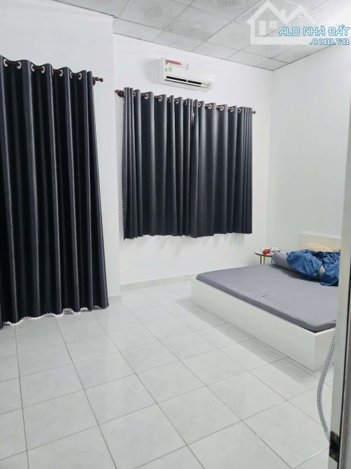 CẦN BÁN NHÀ 2 TẦNG DTSD 100M2 HẺM XE HƠI NGAY TÂN THỚI HIỆP NGUYỄN VĂN QUÁ - 4