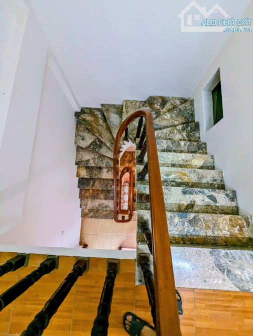 Lô góc duy nhất nhà 4 tầng, 32m, ở sướng, gần hồ Đầm Hồng, Bùi Xương Trạch - 4