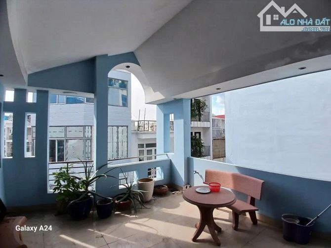 Nhà đẹp hẻm bàn cờ Tô Hiến Thành –– 74m2 – 4 tầng  – Gần Cư xá Bắc Hải – Chỉ 19 tỷ - 4