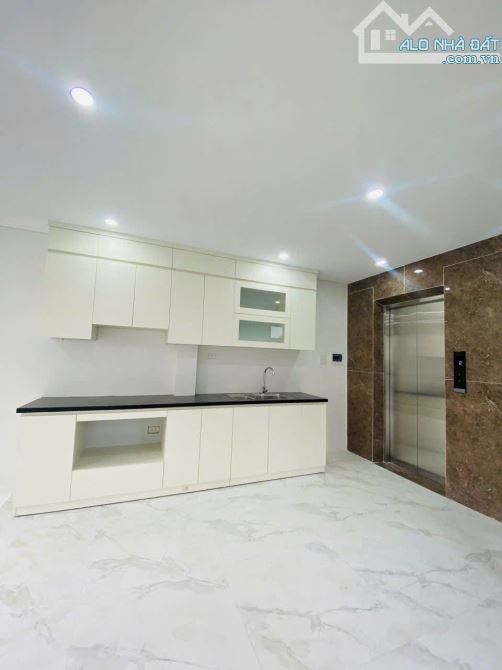 Bán nhà vũ xuân thiều, 40m2 thang máy, lô góc, vị trí đẹp - 4