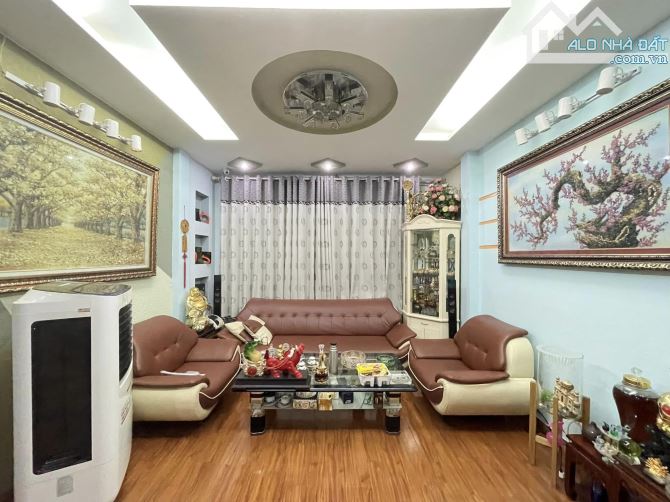 BÁN NHÀ RIÊNG PHỐ HOÀNG CẦU QUẬN ĐỐNG ĐA - Ô TÔ ĐỖ CỬA - CHÀO GIÁ 14 TỶ CÓ TL. - 4