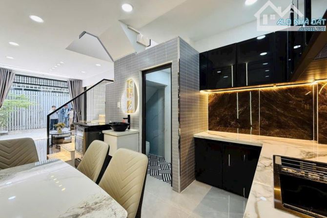 Bán nhà hẻm 4.5m, Thống Nhất, Gò Vấp, 25.6 m² (3.2m x 8m), 2 tầng - Giá 4.35 tỷ TL - 4