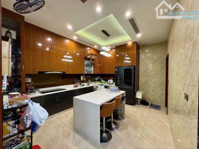 BÁN CĂN LIỀN KỀ KĐT TRUNG HOÀ, CẦU GIẤY- Ô TÔ TRÁNH, VỈA HÈ- 96M2, 5 TẦNG_ GIÁ 26.8 TỶ. - 4