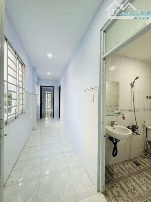SIÊU PHẨM 5 TẦNG KHU VIP TÂN THỚI NHẤT GẦN PHAN VĂN HỚN- 60M2 (4x15)- HẺM 12M. CHỈ 7 TỶ XX - 4