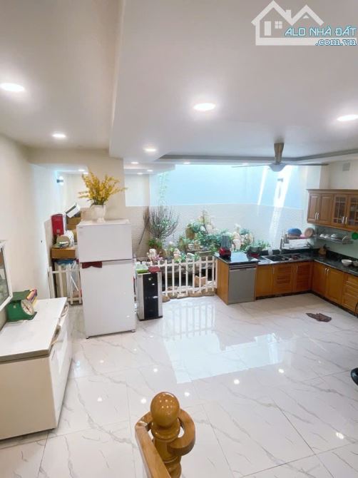 192m2, BÁN BIỆT THỰ 3 TẦNG, MẶT TIỀN BÀU CÁT, P.14 TÂN BÌNH, 37 TỶ - 4