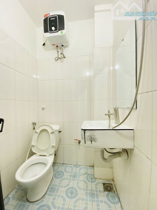 NHÀ ĐẸP NGỌC HỒI 62m2 x 5T - 8 PN FULL ĐỒ - VỪA Ở VỪA CHO THUÊ - 30m RA Ô TÔ - 9.4 TỶ - 5