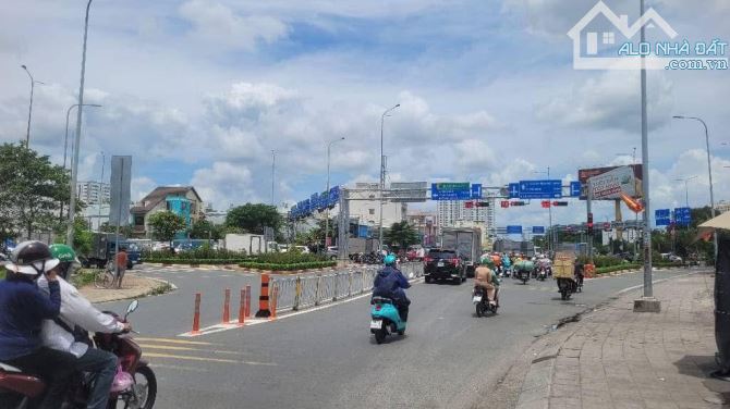BIỆT THỰ ĐẸP - AN DƯƠNG VƯƠNG - VÕ BĂN KIỆT - HXH THÔNG - 142M2 - ( 7 X 20 )- 2 TẤM - CHỈ - 5