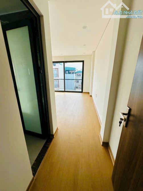 Bán nhà vũ xuân thiều, 40m2 thang máy, lô góc, vị trí đẹp - 5