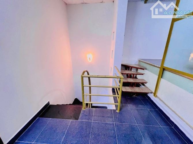 Tây Thạnh trung tâm Tân Phú ko lộ giới 2 tầng 5.3x10m hẻm xe hơi chỉ 5.6 tỷ - 5