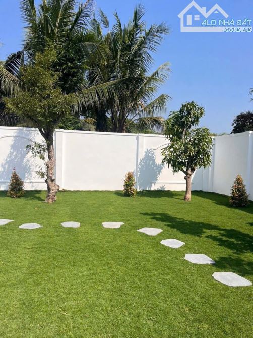 ❌❌Cần Bán Biệt Thự Châu Âu giữa lòng thành phố xinh đẹp 🥰       Vị trí : bình Tân - 5