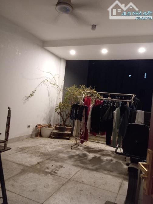 Hiếm! Bán Nhà Giáp Ngoại Giao Đoàn-Xuân La Tây Hồ-KD-Ôtô- 95M2 - 5Tầng -Mt4.4m - 18 Tỷ Hơn - 5