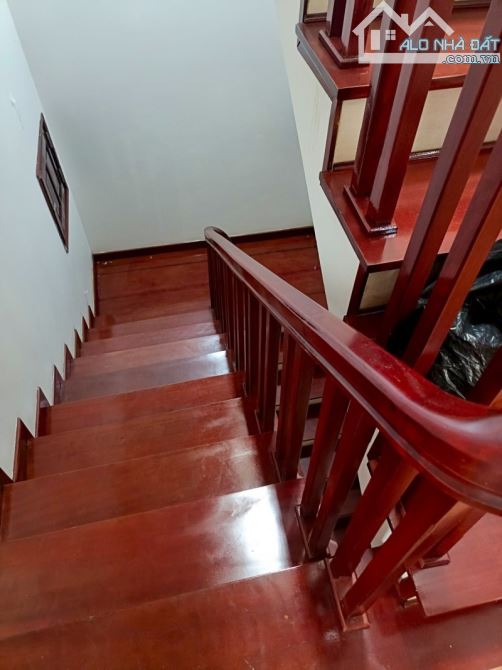 Bán nhà Nguyễn Văn Cừ,Long Biên 4 tầng,60m,mt8.5m gần oto nhỉnh 10 tỷ - 5