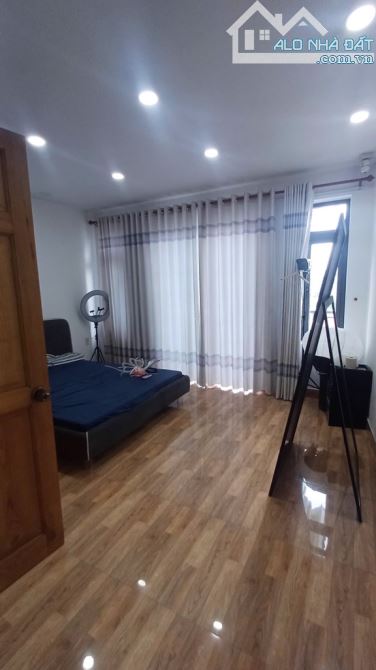 CHDV siêu lợi nhuận 816tr- 11PN-Hoàng Hoa Thám-104m2 ngang 6.2m-4 tầng-chỉ 14tỷ TL - 5