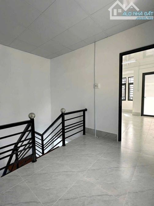 Bán nhà 1 lầu có sân rộng hẻm Phạm Thị Minh Khai - 6