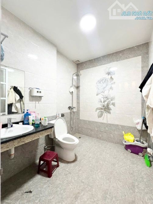 Nhà 3 tầng gần Metro Sở Dầu, oto đỗ cửa 65,6m2 chỉ 3,95 tỷ - 6