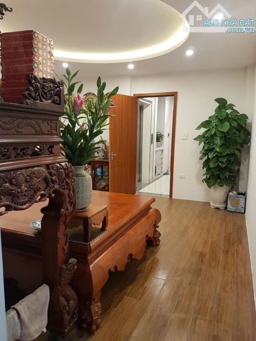 Bán BT Minh Tâm, Cổ Linh, Gara 3 oto, thang máy, 90m2, mt 4.7m, 6 tầng, 23.95 tỷ, ở sướng - 6