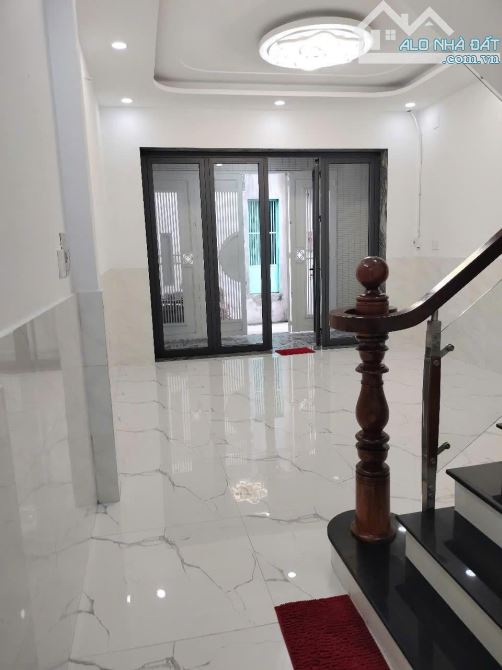 Nhà bán: đường Hồ Ngọc Lãm . Q Bình Tân. DTSD 69m2. 2 tầng. Giá 4,99 tỷ - 6