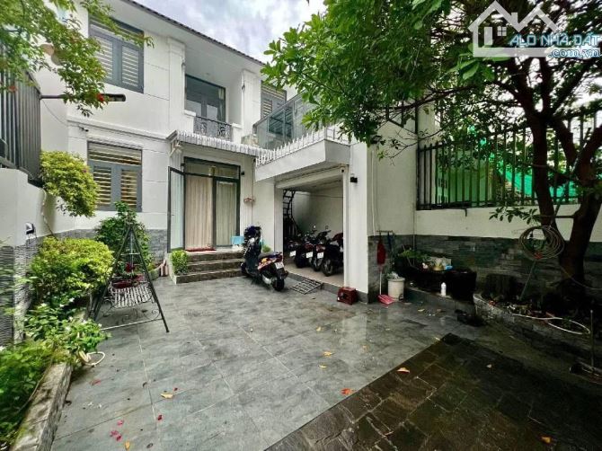 BIỆT THỰ ĐẸP - AN DƯƠNG VƯƠNG - VÕ BĂN KIỆT - HXH THÔNG - 142M2 - ( 7 X 20 )- 2 TẤM - CHỈ - 7