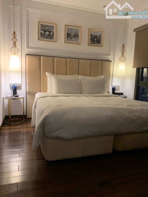 Khách Sạn MP Cửa Bắc, 180m2 x 15 Tầng - MT 7.5m - 50 Phòng - 185 Tỷ - Dòng tiền 33 Tỷ/năm