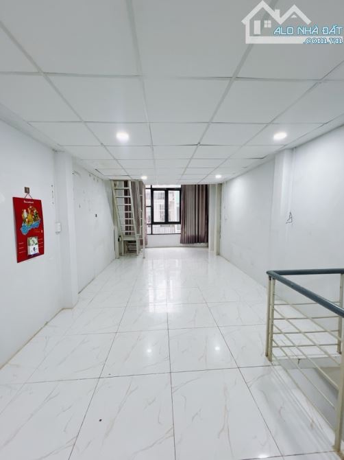 NHÀ MẶT 💵 ĐƯỜNG SỐ Q4 - 73,4m2 - 3 TẦNG BTCT . ĐƯỜNG 6m XE 7 CHỔ VÔ TƯ RA VÀO - 8