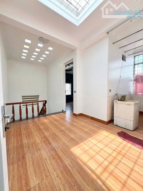 Nhà 3 tầng gần Metro Sở Dầu, oto đỗ cửa 65,6m2 chỉ 3,95 tỷ - 9