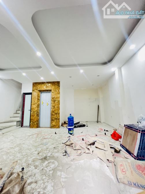 VĂN CHƯƠNG 45M² – MẶT TIỀN 5M – 6 TẦNG THANG MÁY – GẦN PHỐ – GIÁ 13.8 TỶ - 9