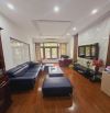 Bán nhà Nguyễn Văn Huyên – 66m² – 5T – MT 4m – Ô TÔ TRÁNH – KD – THANG MÁY CHỜ – 26 TỶ