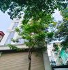 Bán toà VP ở Hai Bà Trưng, 225 m2, 10 tầng, Mt 11 m, giá 290 tỷ