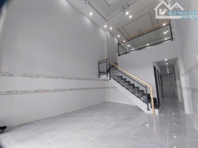1,8 TỶ NHÀ MỚI ĐÔNG THẠNH 1-2A , 68M2 HÓC MÔN