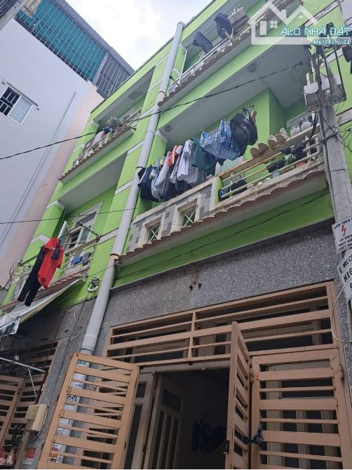 Bán nhà Quận 8 - 45m2 - 3 Tầng 4 PN - Hẻm ba gác tránh , giá chỉ 3 tỷ 5