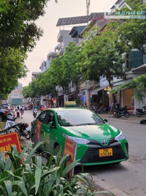 SIÊU PHẨM TỨ LIÊN - 7 TẦNG THANG MÁY - NỘI THẤT SANG TRỌNG - PHÂN LÔ Ô TÔ TRÁNH