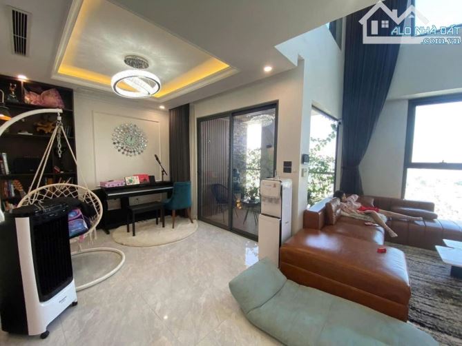 Bán căn Duplex Penhouse Eco Green City Nguyễn Xiển- Thanh Trì- 180m2- 13.3 tỷ(CTL)