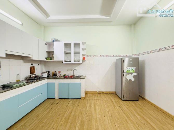 🔥 GIÁP TÂN PHÚ – DT: 72M2 ( 4,5 X 16 ) - 4PN – NHÀ ĐẸP 3 TẦNG – HẺM XE TẢI THÔNG 🚀