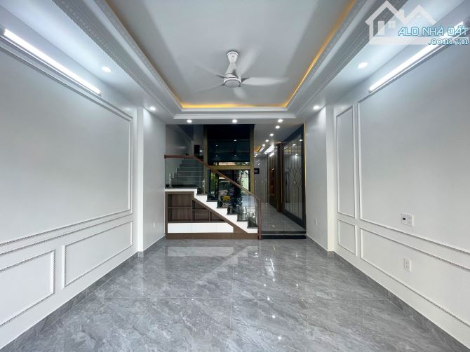 Nhà 4 tầng thang máy TĐC Sao Sáng tuyến 2 Ngô Gia Tự - 60m2 - Đường 15m
