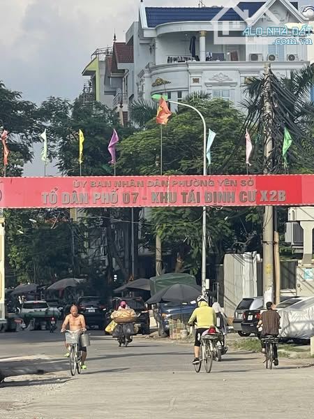 BÁN NHÀ KHU X2B YÊN SỞ , TAM TRINH . DT 64 M . NHÀ 5 TẦNG . MT 5 M . Ô TÔ ĐỖ CỦA
