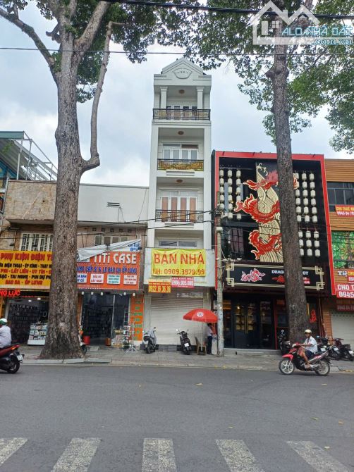 Siêu Hót MT đường Trần Quang Khải,Quận 1,DT:4,2mx23,K/C 5 lầu TM. Giá chỉ 30 tỷ TL