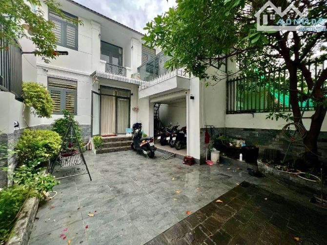 HXH 5M - CÁCH MT ADV Q.BÌNH TÂN CHỈ 10M - 142m2 ( 2 TẦNG ) GIÁ : 11 TỶ