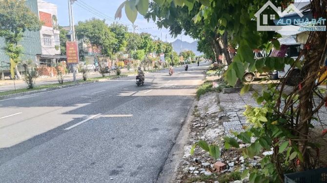 🔥SIÊU PHẨM MẶT TIỀN CHÍNH HỮU DT KHỦNG 770M NGANG 17M GIÁ ĐẦU TƯ