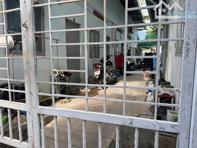 GẤP BÁN DÃY TRỌ NGAY NGÃ BA MỸ THÀNH- SÁT KHU CÔNG NGHỆ CAO- 180M2 - THU NHẬP 30TR/THÁNG