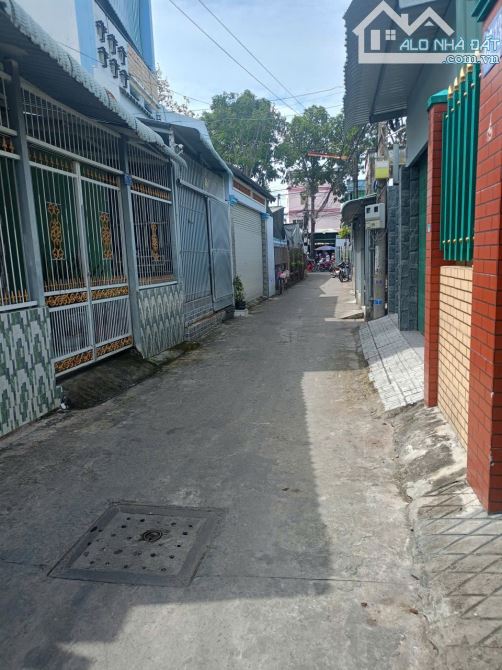 Nhà hẻm 67 đường Huỳnh Việt Thanh gần chợ phường 2 TP Tân An