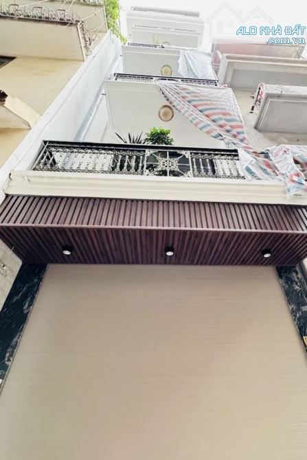 BÁN NHÀ PHỐ LÊ TRỌNG TẤN - Ô TÔ VÀO NHÀ - 6 TẦNG THANG MÁY - GẦN VÀNH ĐAI 2.5.