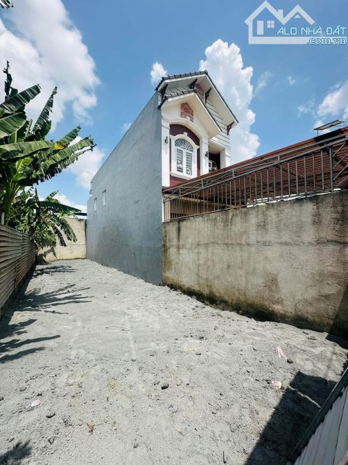 Bán lô đất 120m2 p.Tân Phong gần Giáo Xứ Thuận Hoà, tp Biên Hoà