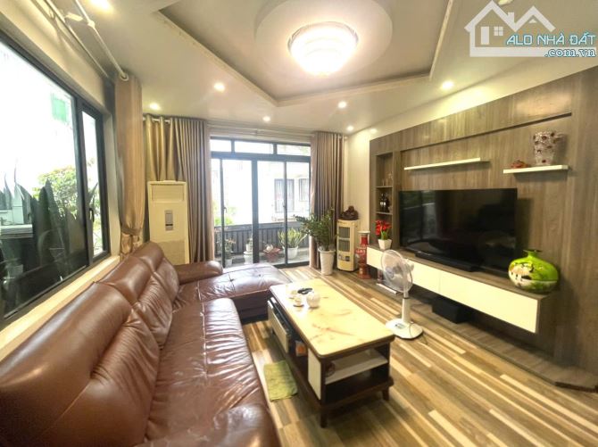🏡 BÁN NHÀ LÔ GÓC 4 TẦNG – TĐC XI MĂNG, SỞ DẦU, HỒNG BÀNG, HẢI PHÒNG- Giá 5,85 tỷ